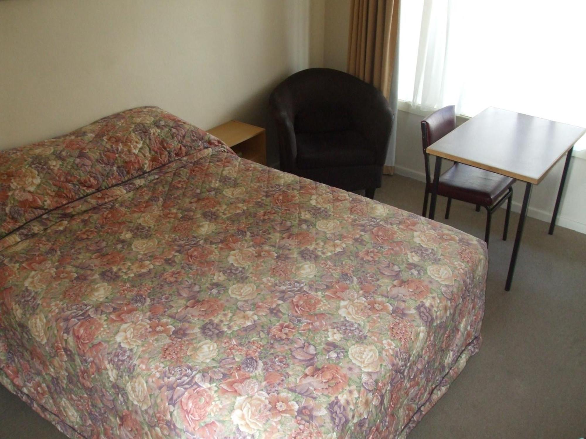 Anna Bella Motel Ґлен-Іннес Номер фото