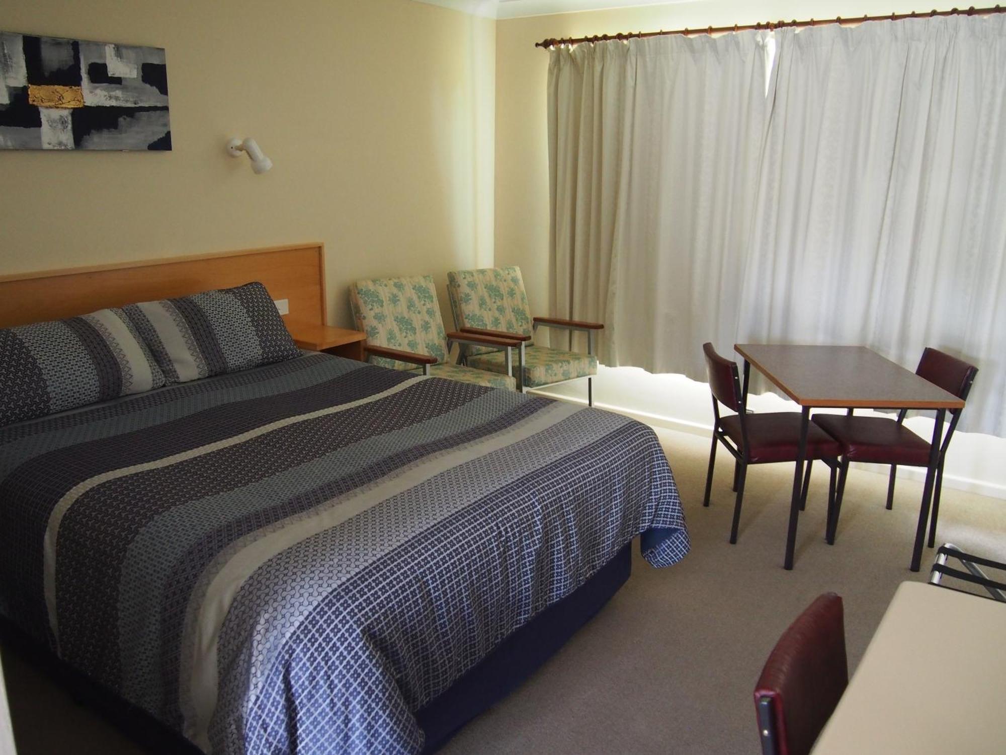 Anna Bella Motel Ґлен-Іннес Номер фото