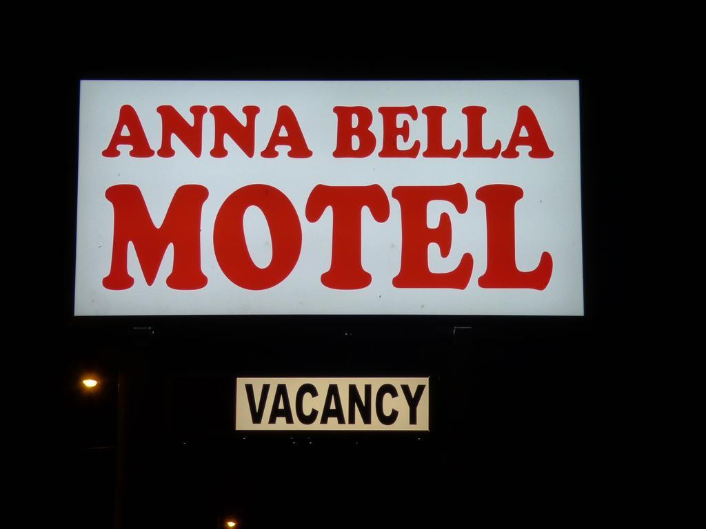 Anna Bella Motel Ґлен-Іннес Номер фото